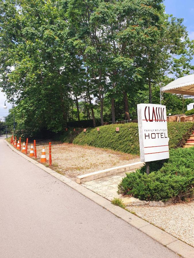 Family Hotel Classic Varna Esterno foto